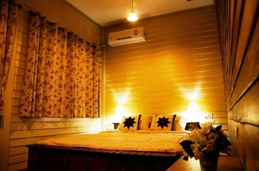 Bed and Breakfast Ban Boonchu Phra Nakhon Si Ayutthaya Zimmer foto
